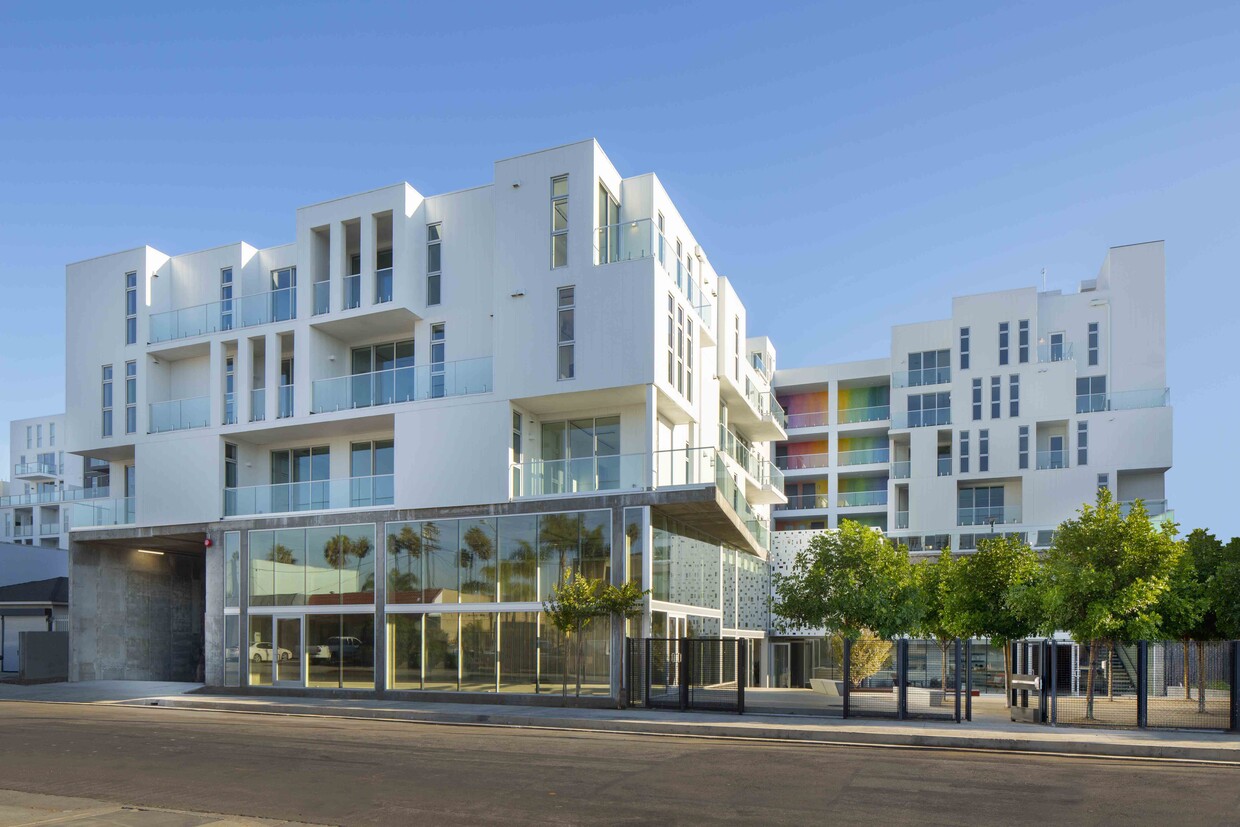 g8-by-clg-marina-del-rey-ca-primary-photo