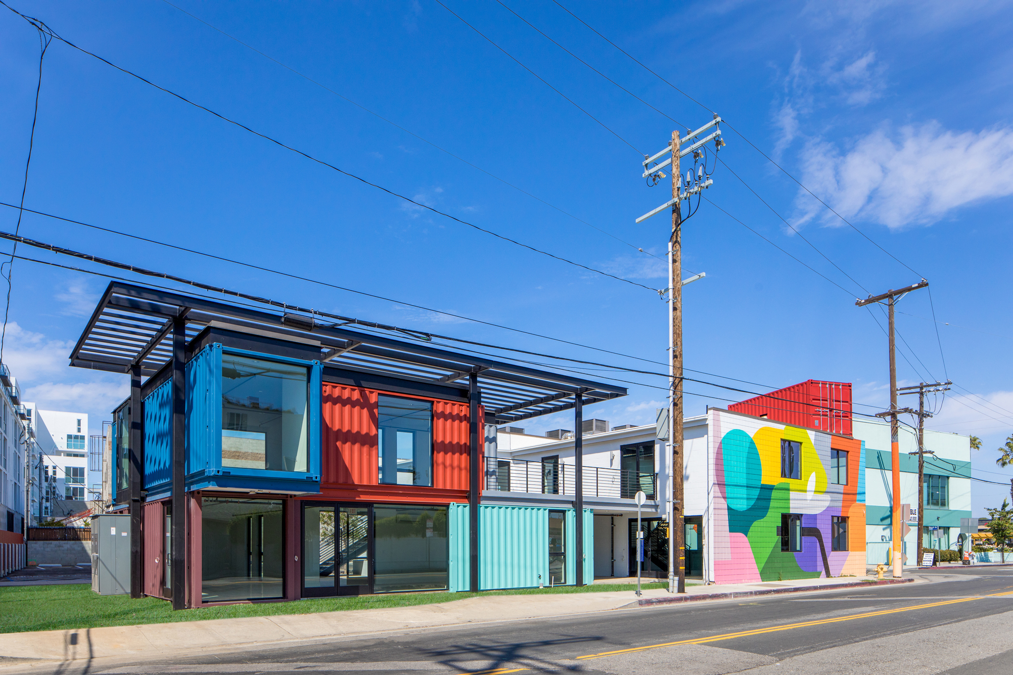 The Container & Art_001 (1)