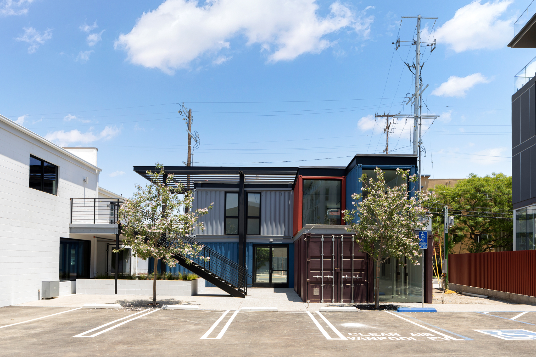 The Container & Art_106